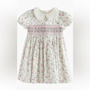 Laura Ashley from Nordstrom
Kids' Floral Smocked Cotton
Dress Size 5T